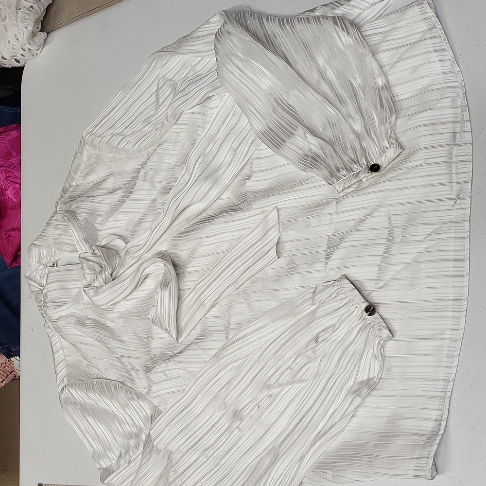 Ted Baker London Teaa Tie Neck Tonal Stripe Blouse Bow Collection Size 0-2 - Picture 4 of 13